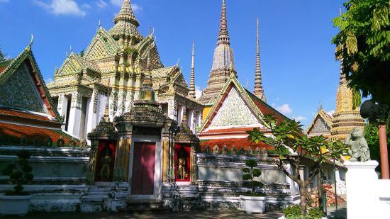 De tempel van de liggende Boeddha